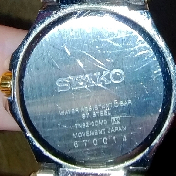 Vintage 1996 Seiko Ladies Two-Tone Watch | Guilloché Dial | Japan - Picture 3 of 6